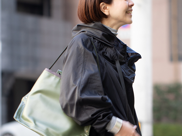 【美品】マドリガル　バルーンポンチョ バルーンポンチョ」「Balloon Poncho」soutiencollar（ステン