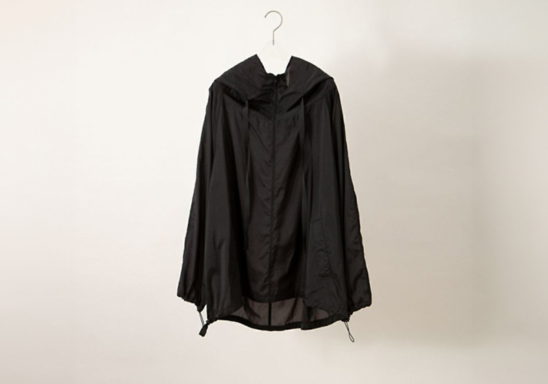 完売・予約│「バルーンポンチョ」　BLACK