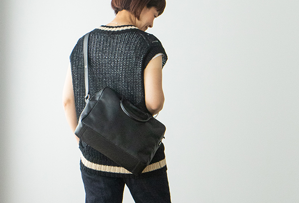 美品｜おかかえバッグ soutiencollar MADRIGAL madrigal購入品 / soutiencollar / 「おかかえバッグ」ブラック