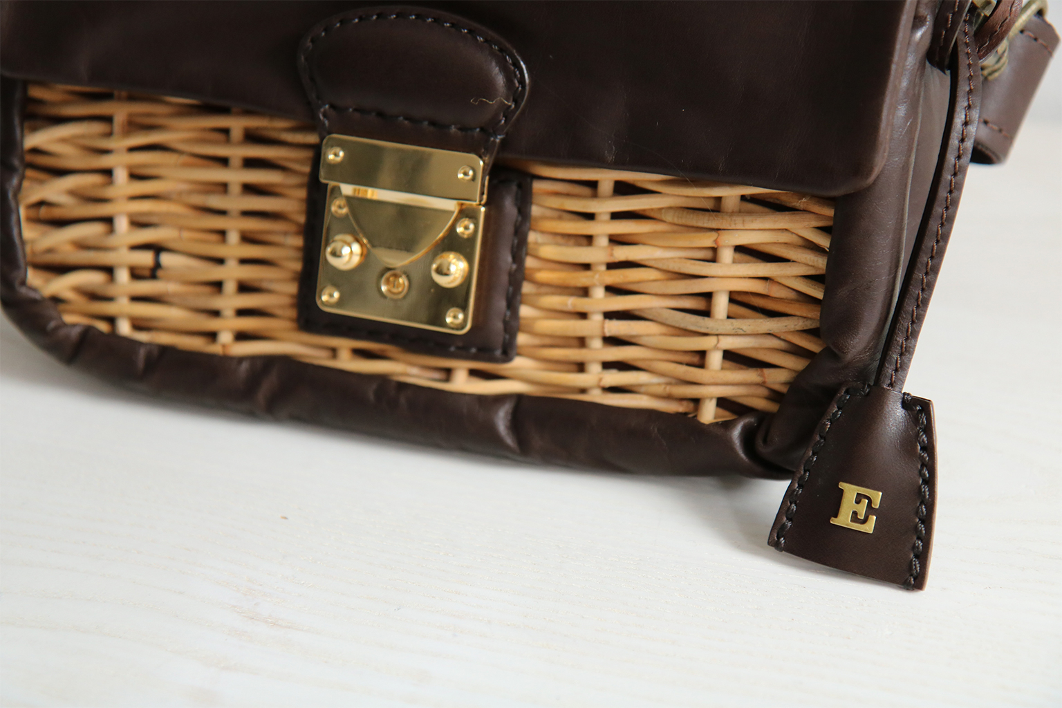 到着(10/18)｜eb.a.gos - MADRIGAL（マドリガル）