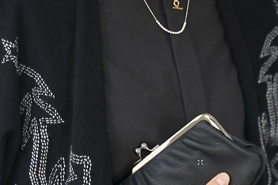 じっと見れば、、、｜eb.a.gos