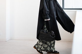 追いかける季節の中で｜「ピローブラウス」