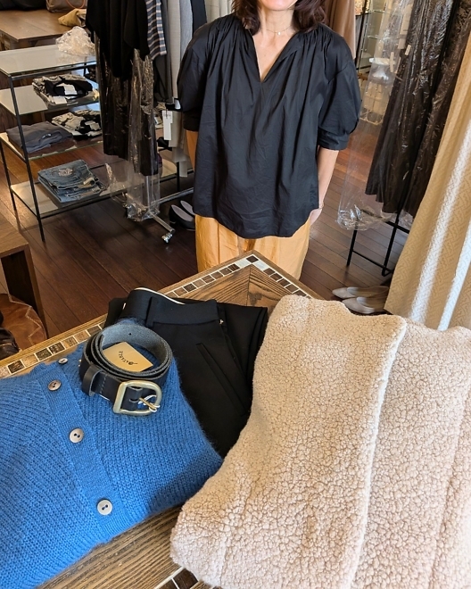 お客様のお買い物アイテム、コート、ニットパンツ、ベルト